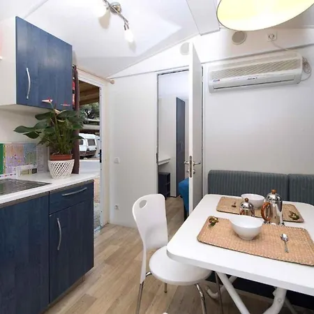 Vakantiehuis Charming Mare Pineta-mobile Home-4 Persons *