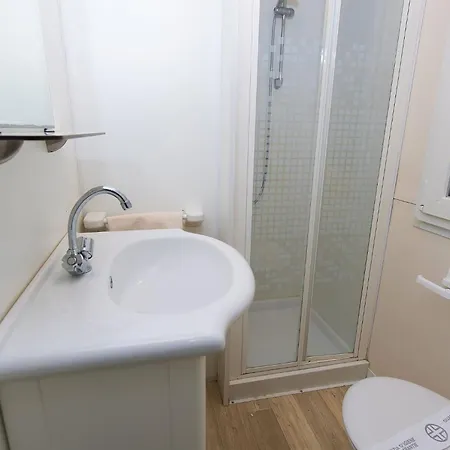 Charming Mare Pineta-mobile Home-4 Persons Vakantiehuis *