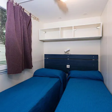 Vakantiehuis Charming Mare Pineta-mobile Home-4 Persons Lido di Spina